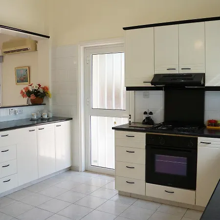 Melani House Dom wakacyjny *