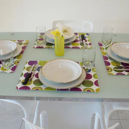 Melani House Dom wakacyjny