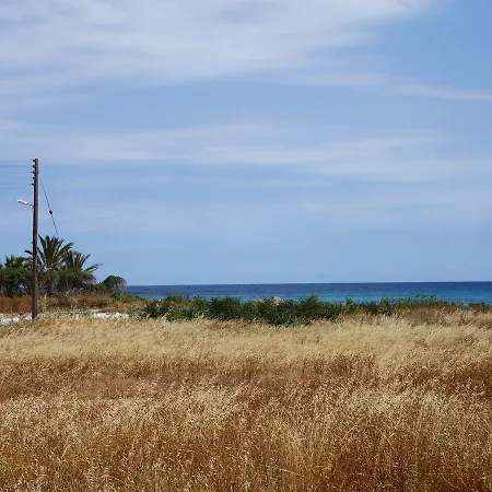 Melani House בית נופש לרנקה
